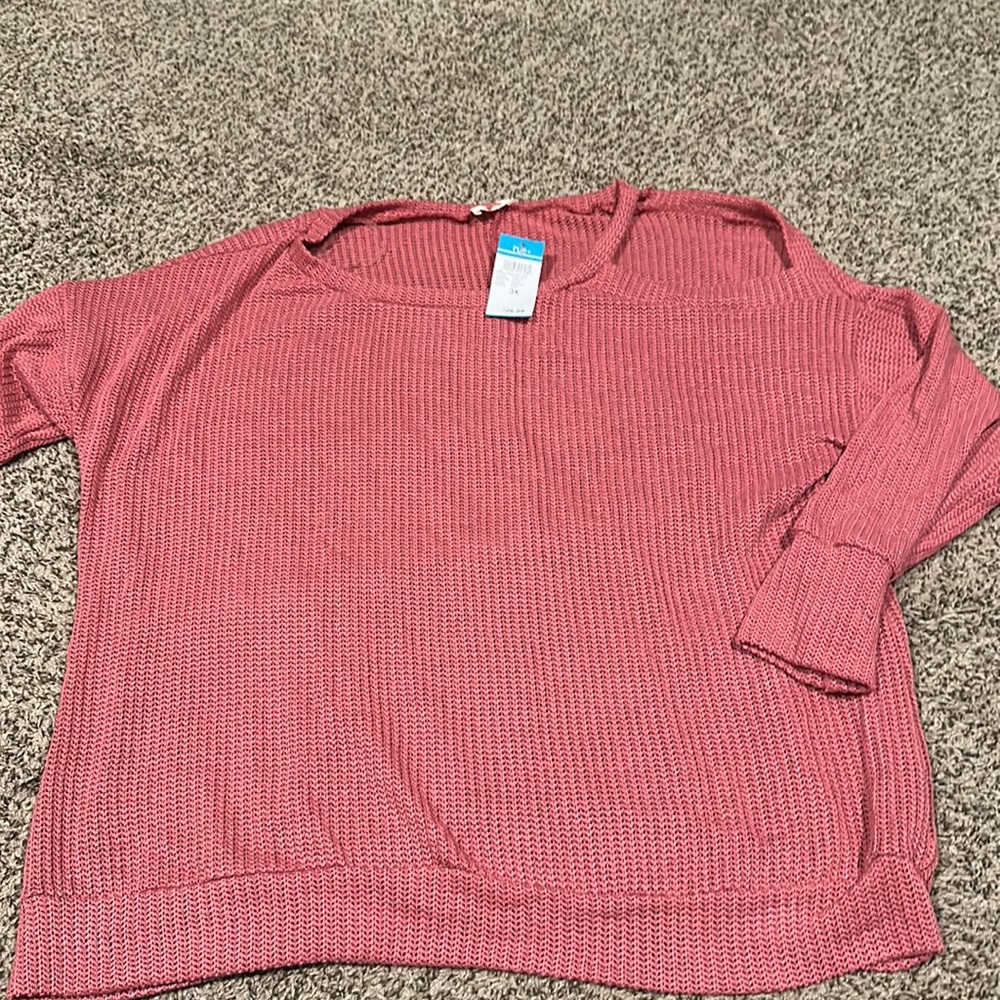 New with tags RUE21+ coral/red sweater with shoulder cutout size 3x
